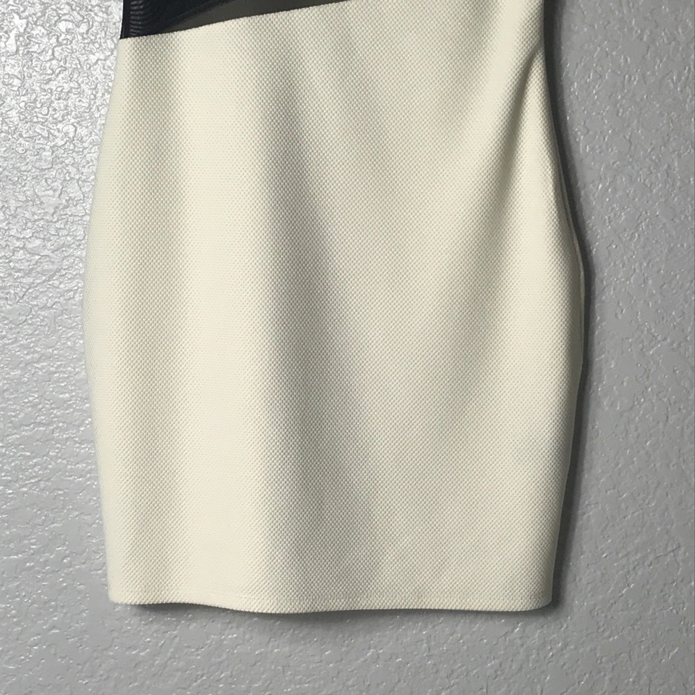 Express women sheaf dress fitted NWOT sizes 4 - Picture 3 of 6